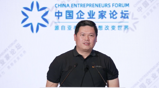 无界动力创始人张玉峰：2025年全球人形机器人产量约两万台，真正可落地干活的商用机器人几乎空白