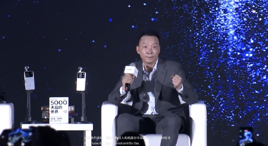 荣耀李健：AI不会剥夺人类的思考能力，反而将促使人的创造力与判断力爆发