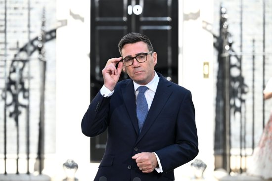 英国新任首相伯纳姆暗示将利用财政规则的“灵活性	”为预算融资